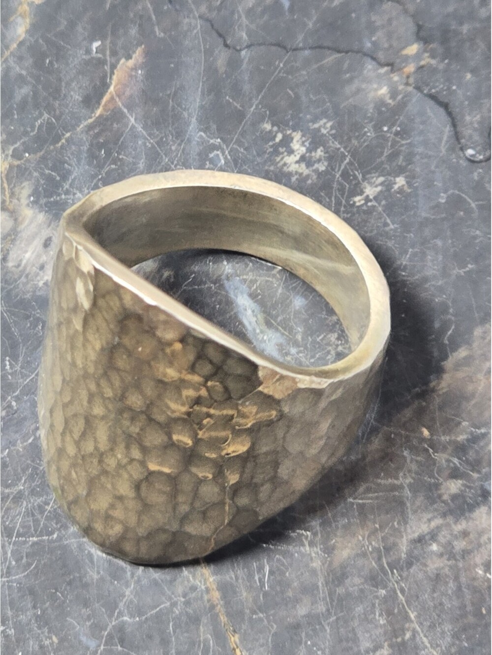 Retired James Avery Hammered Sterling Ring Sz 8 925